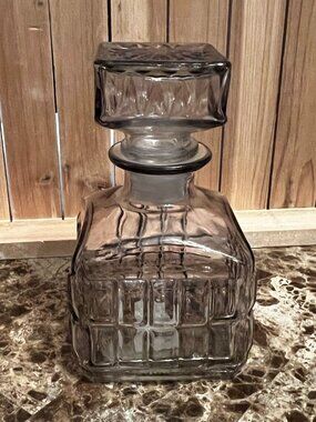 Smoked Glass Decorative Decanter 15.8 Oz Square Stopper